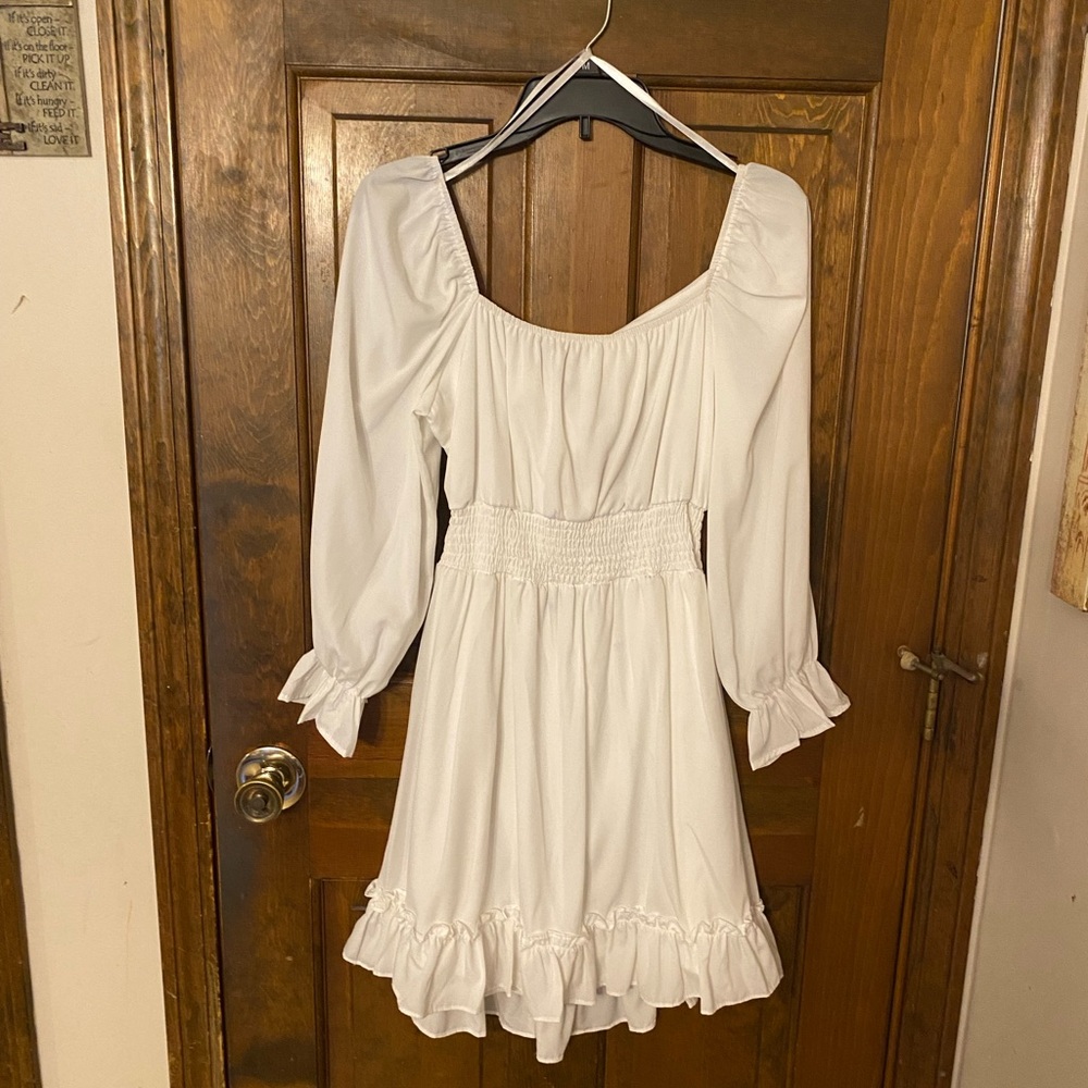 white dress long sleeve size medium